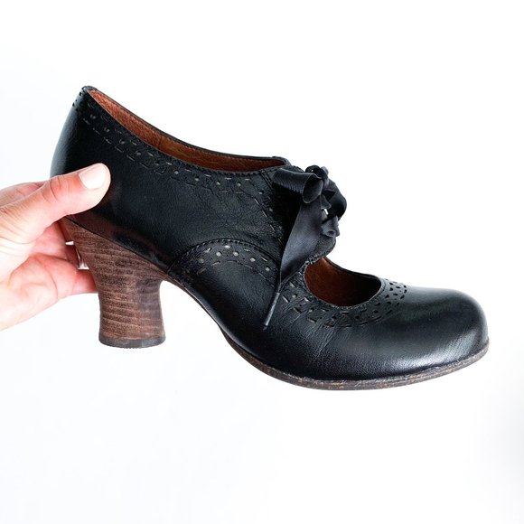 Naya Jada Leather Mary Jane Pump 7w 